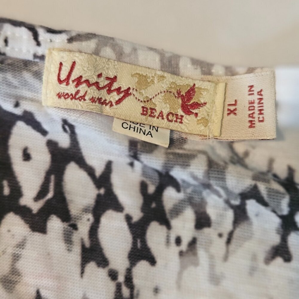 Unity Beach cover‎ up - Picture 5 of 7